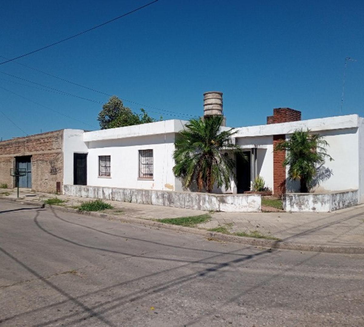 Venta Casa en Barrio Las Flores 3 Dormitorios