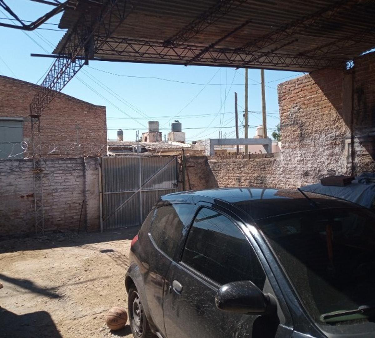 Venta Casa en Barrio Las Flores 3 Dormitorios