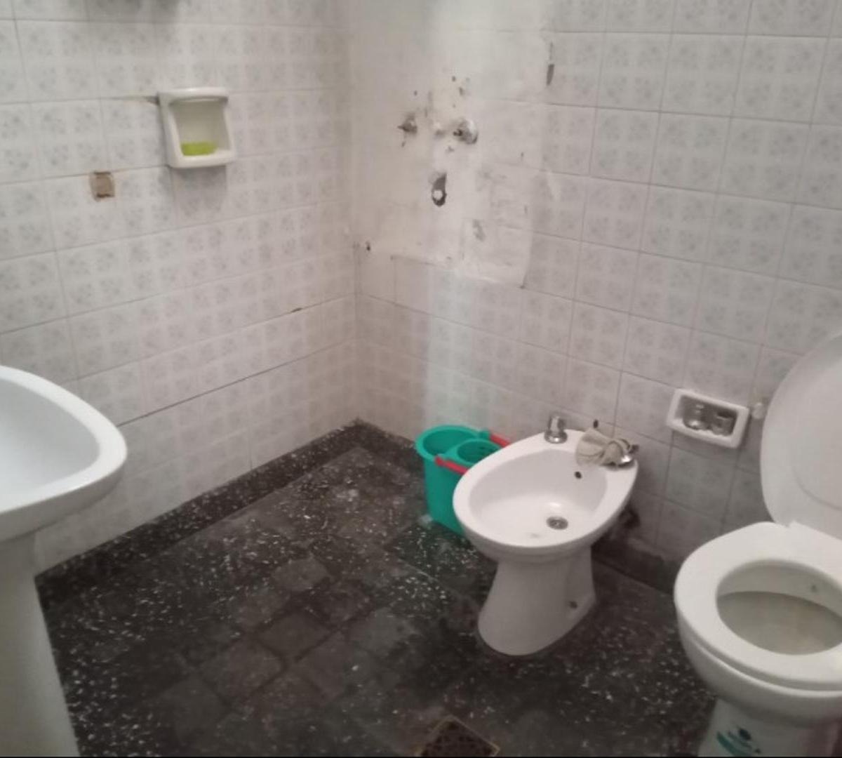 Venta Casa en Barrio Las Flores 3 Dormitorios