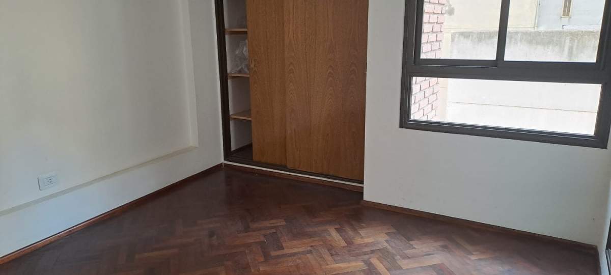 DEPARTAMENTO DE UN DORMITORIO EN NUEVA CÓRDOBA - BV ILLIA 329 - CON BALCÓN HACIA EL FRENTE