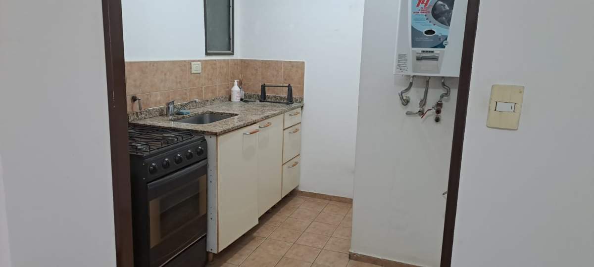 DEPARTAMENTO DE UN DORMITORIO EN NUEVA CÓRDOBA - BV ILLIA 329 - CON BALCÓN HACIA EL FRENTE