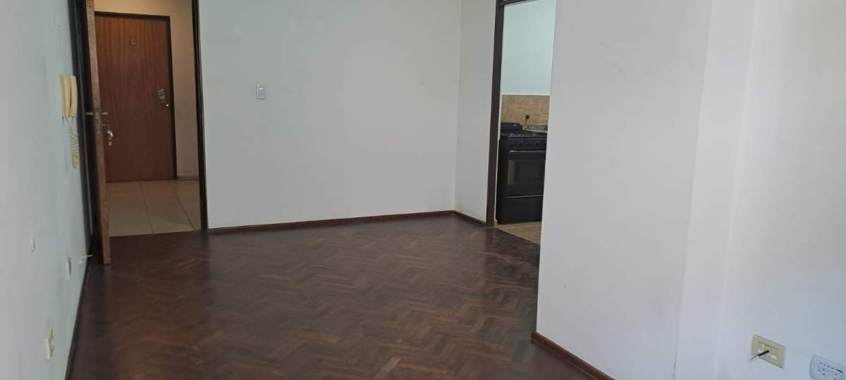 DEPARTAMENTO DE UN DORMITORIO EN NUEVA CÓRDOBA - BV ILLIA 329 - CON BALCÓN HACIA EL FRENTE