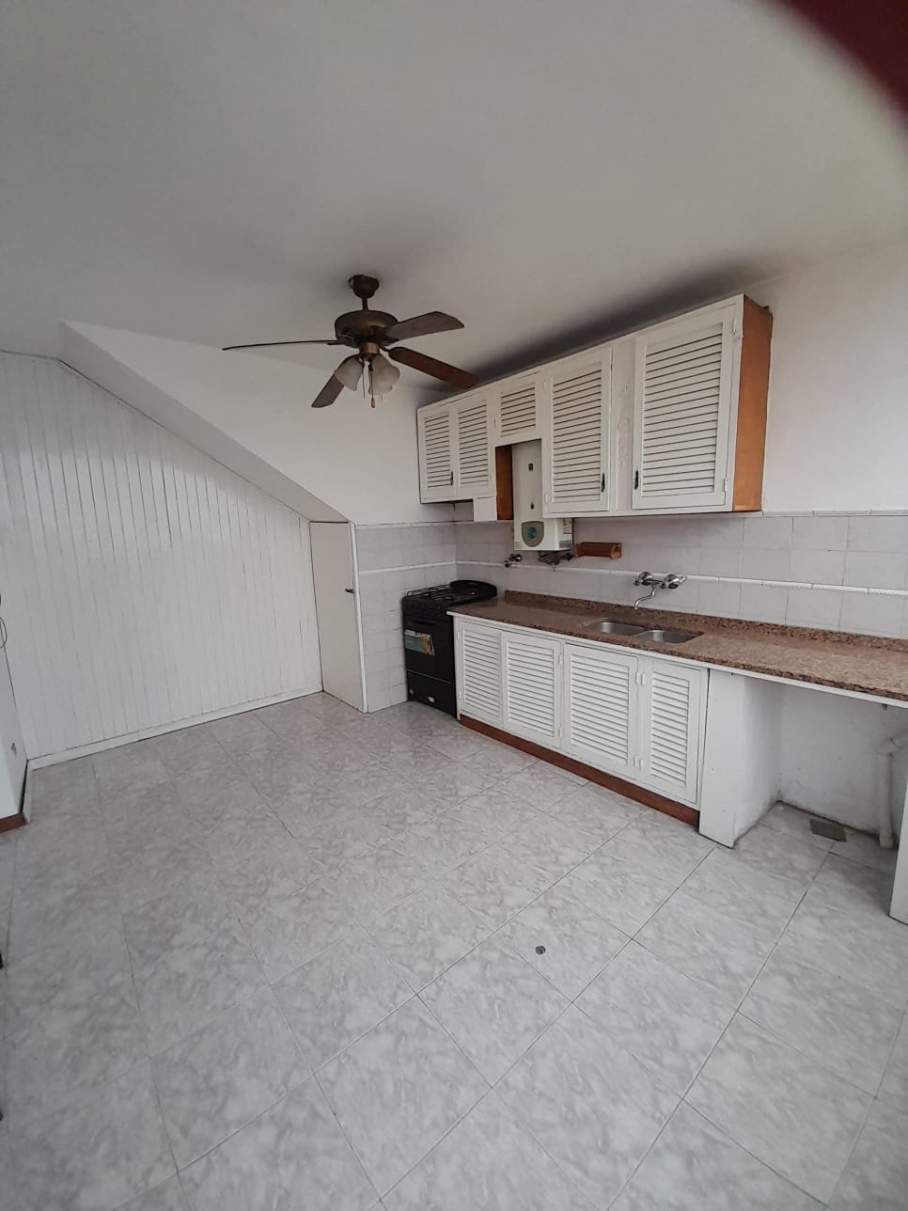 DUPLEX  VENTA AV SABATINI 3150 CON 2 DORMITORIOS