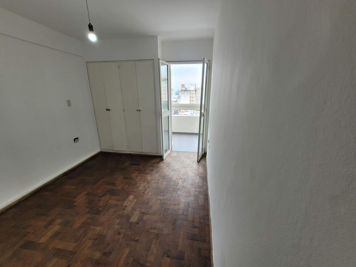 Departamento En Venta 1 Dormitorio Urquiza 383. Con Balcón
