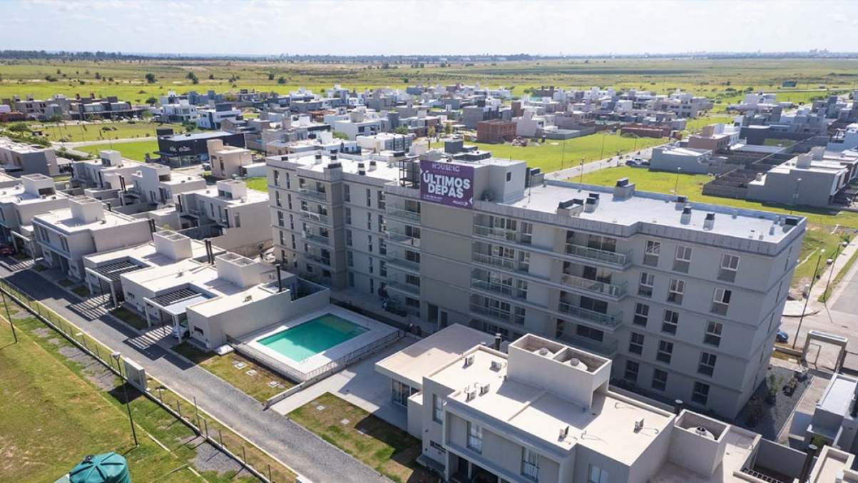 vendo departamento 3 dormitorios en housing del boulevard (Docta)