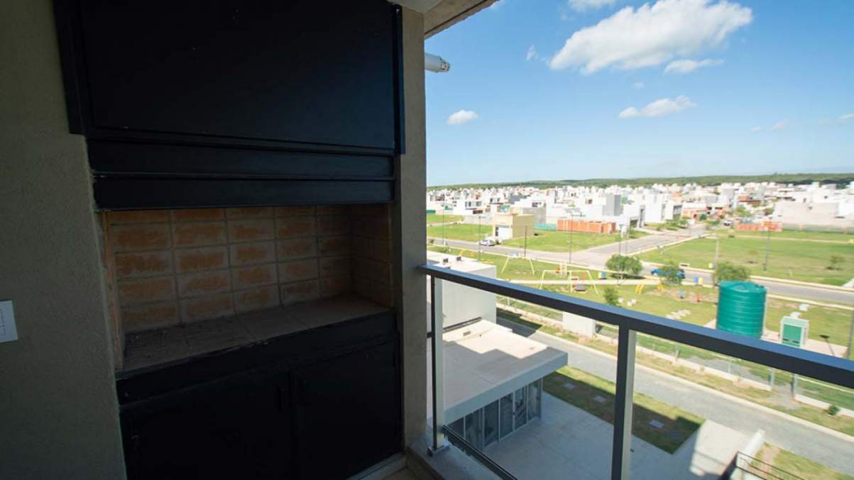 Vendó departamento dos dormitorios en housing del boulevard (docta urbanización inteligente)
