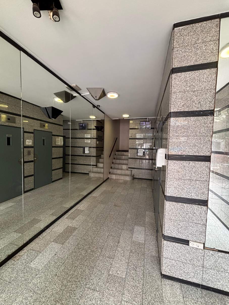 Vendo un dormitorio General Paz al 400