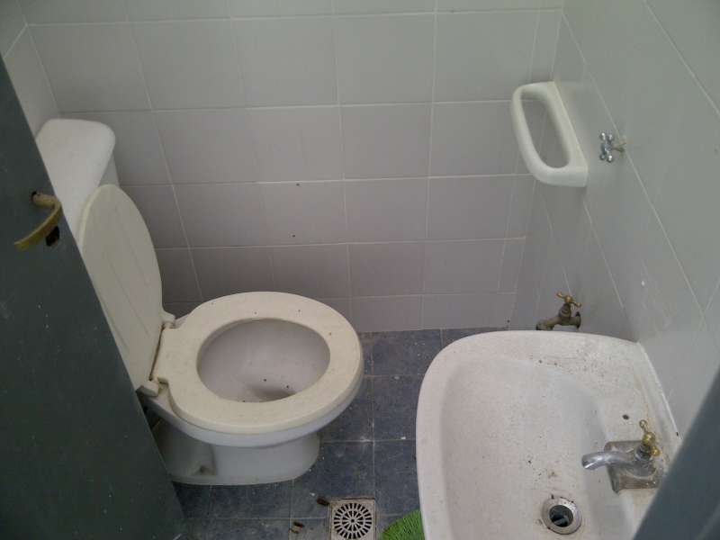 LOCAL COMERCIAL EN B DON BOSCO, SOBRE PAGLIERE AL 7004