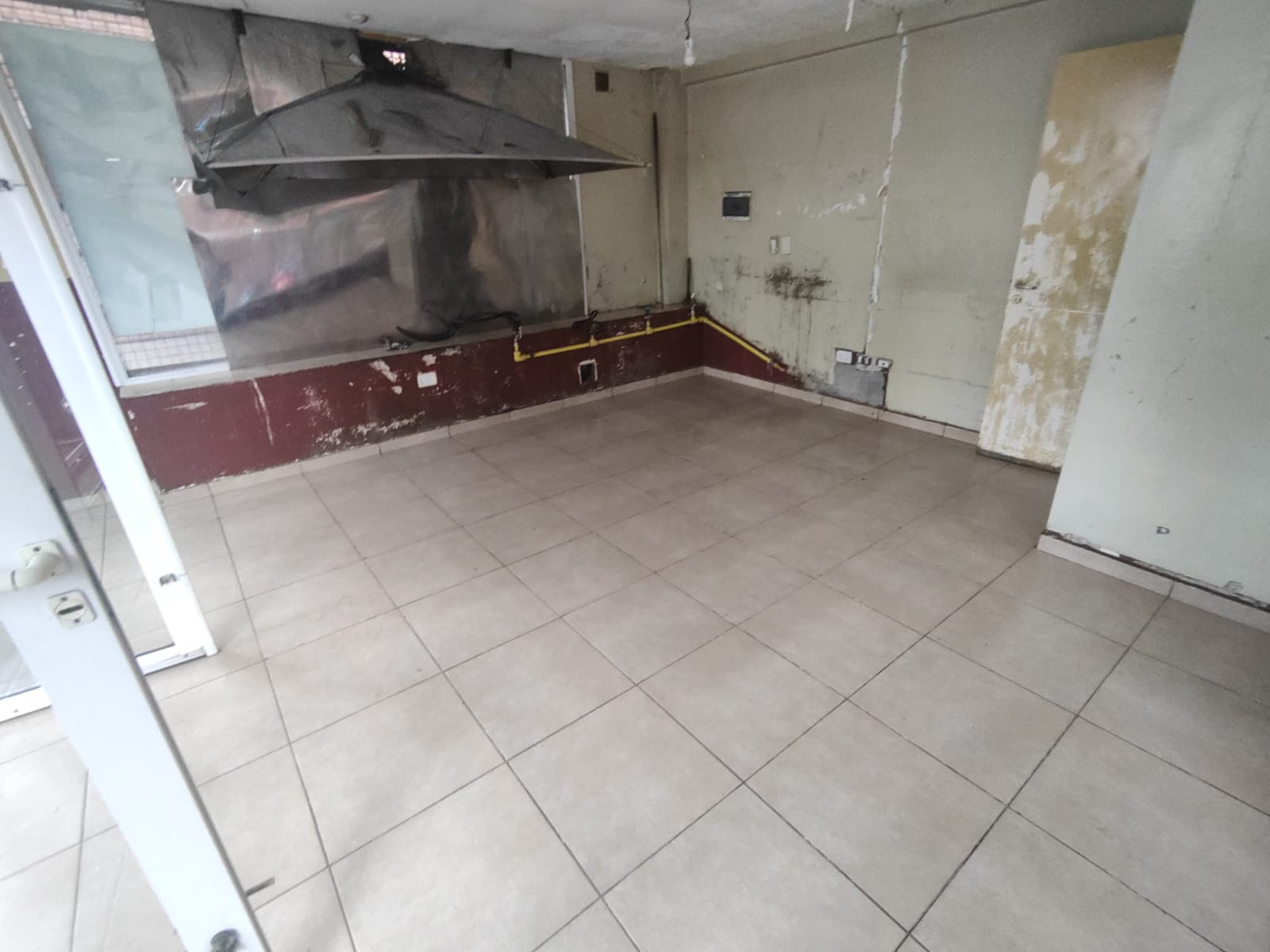 Local en Alquiler en Nueva Córdoba - Cercano a ciudad universitaria y Parque Las Tejas