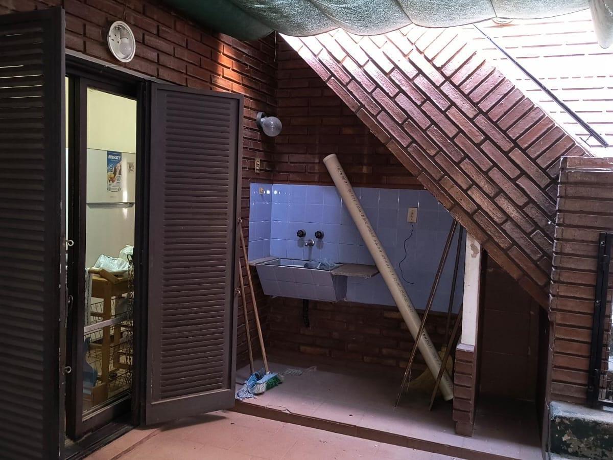 Sarmiento: Luis Braile 2400 casa de 3 dor c Treraza y Quincho excel ubicacion