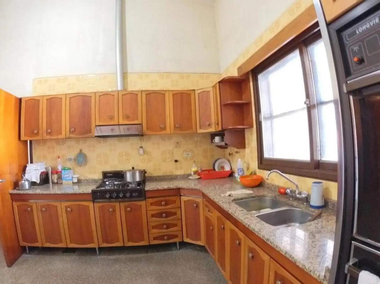 Se Vende Casa 5 Dormitorios Zona Norte Cerro de las rosas