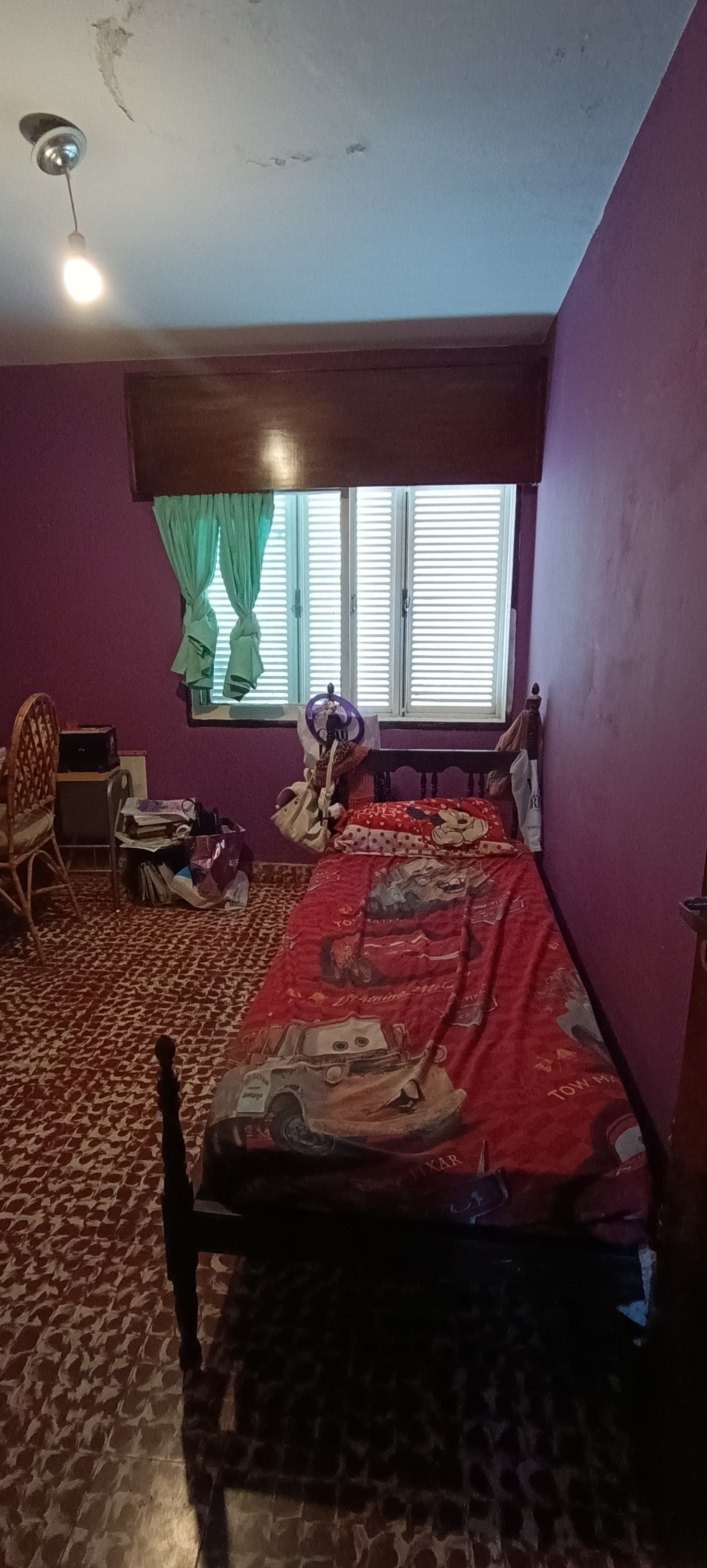 Se vende casa mas local comercial y galpón en La Calera