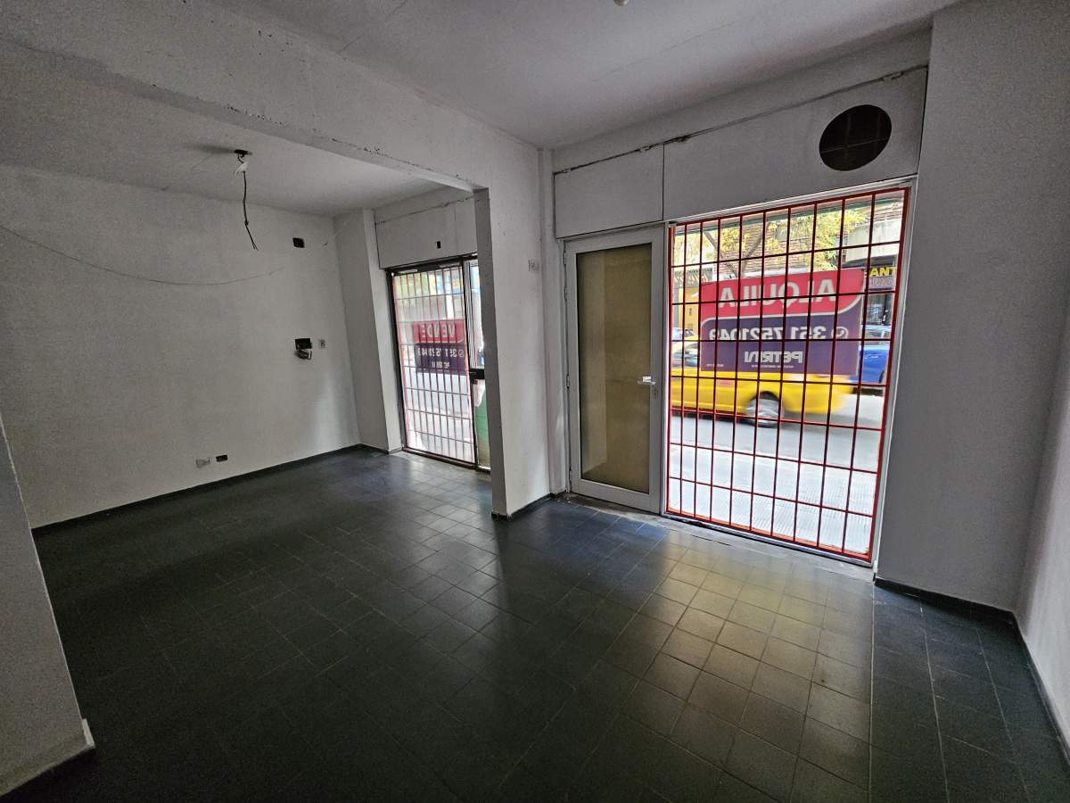 LOCAL COMERCIAL EN ALQUILER - NVA CORDOBA