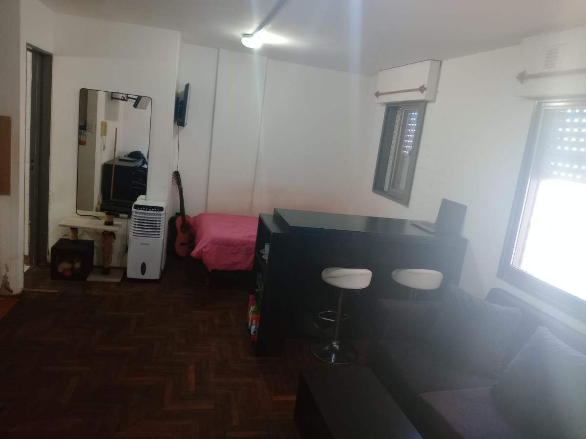 MONO AMBIENTE ZONA CENTRO EXCELENTE UBICACIÓN