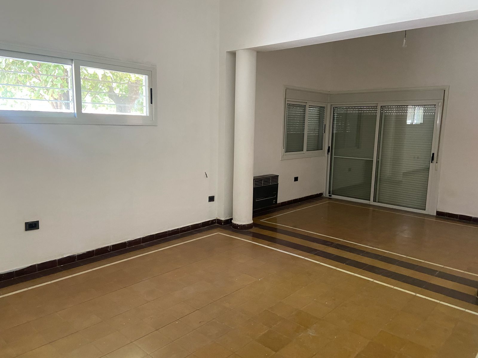 Rogelio Martínez - Casa - Fin Comercial