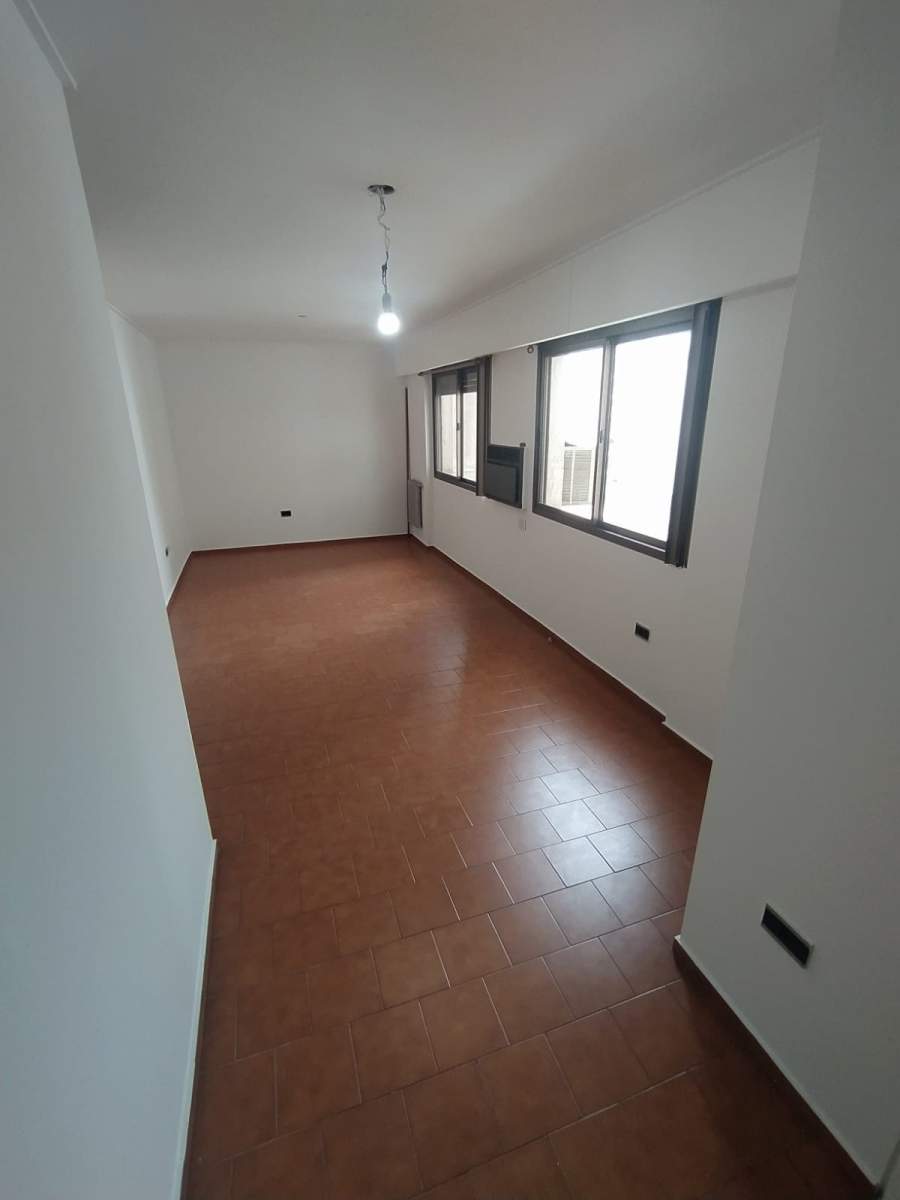 ALQUILER DPTO 2 DORM - A UNA CUADRA DE PLAZA SAN MARTIN