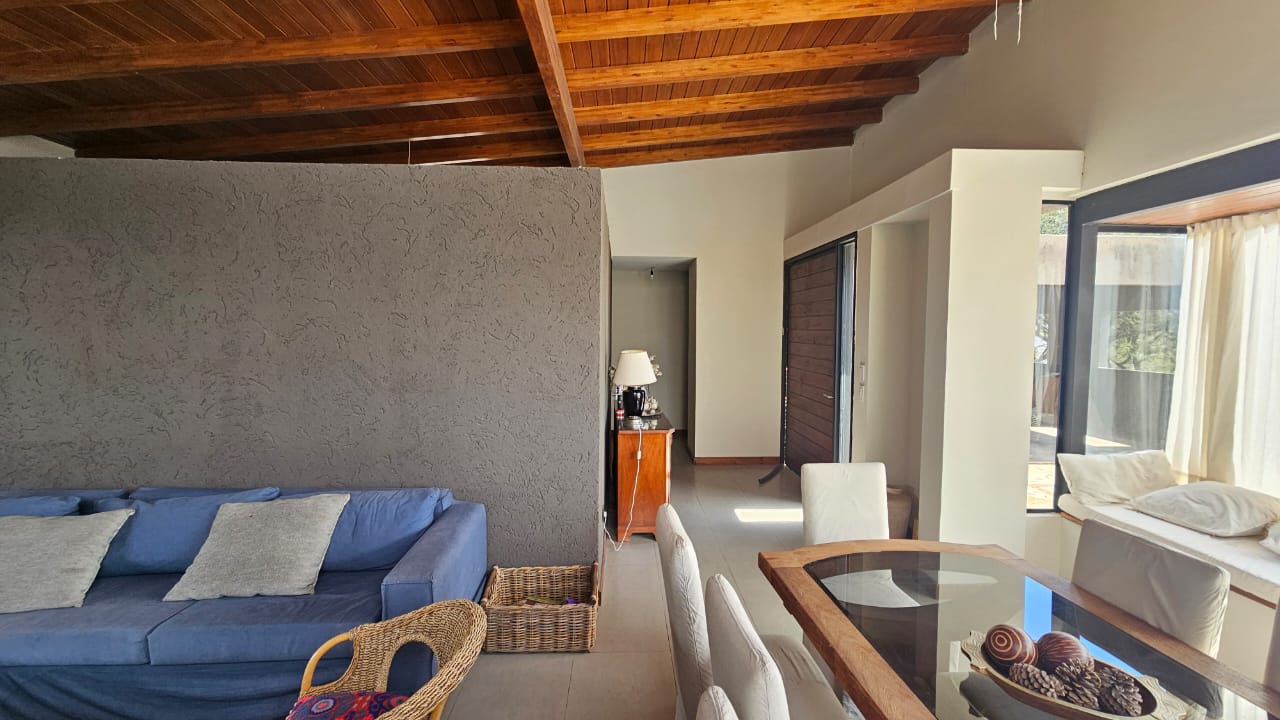 Casa a La Venta Sobre un Lote de 1000 m en Estancia Q2