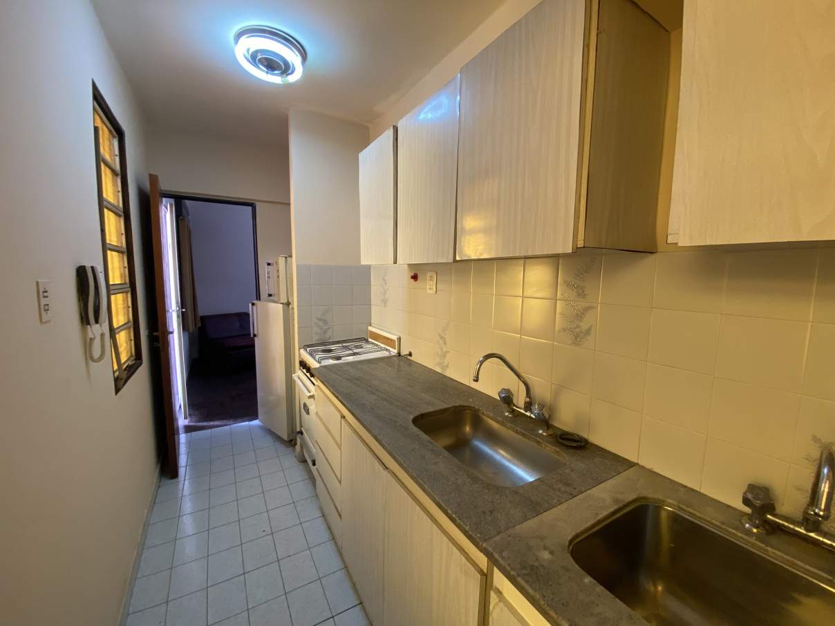 VENTA DEPARTAMENTO CENTRICO 2 DORMITORIOS CARLOS PAZ