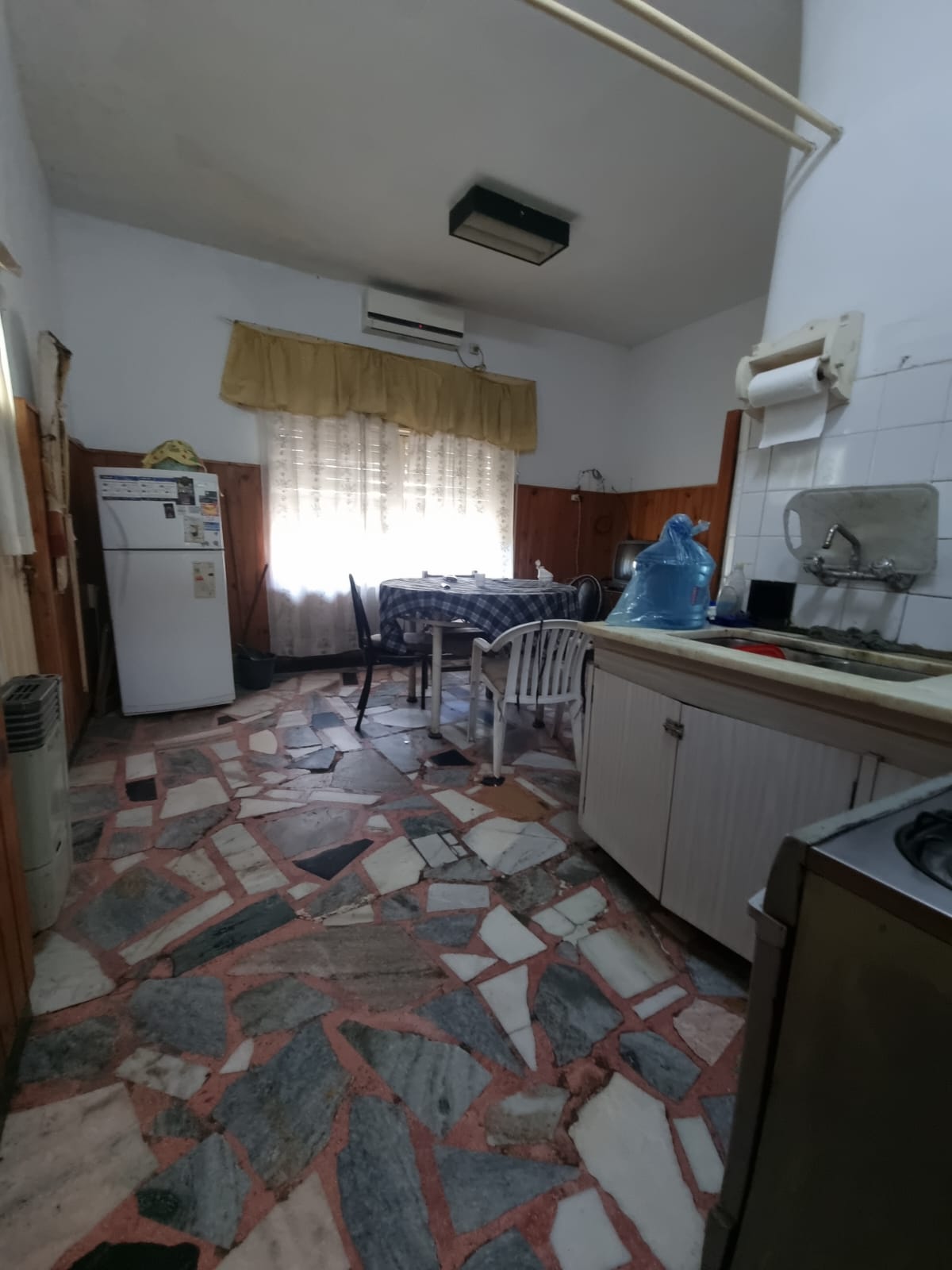 Se vende casa 3 dormitorios en Ameghino Sud