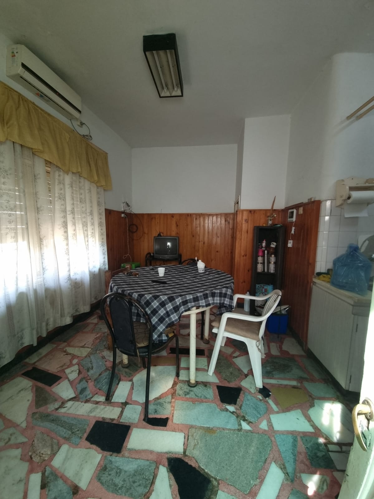 Se vende casa 3 dormitorios en Ameghino Sud