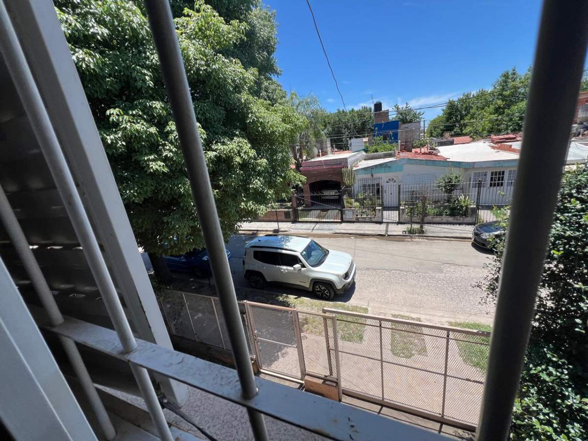 DUPLEX DOS DORMITORIOS EN ALQUILER