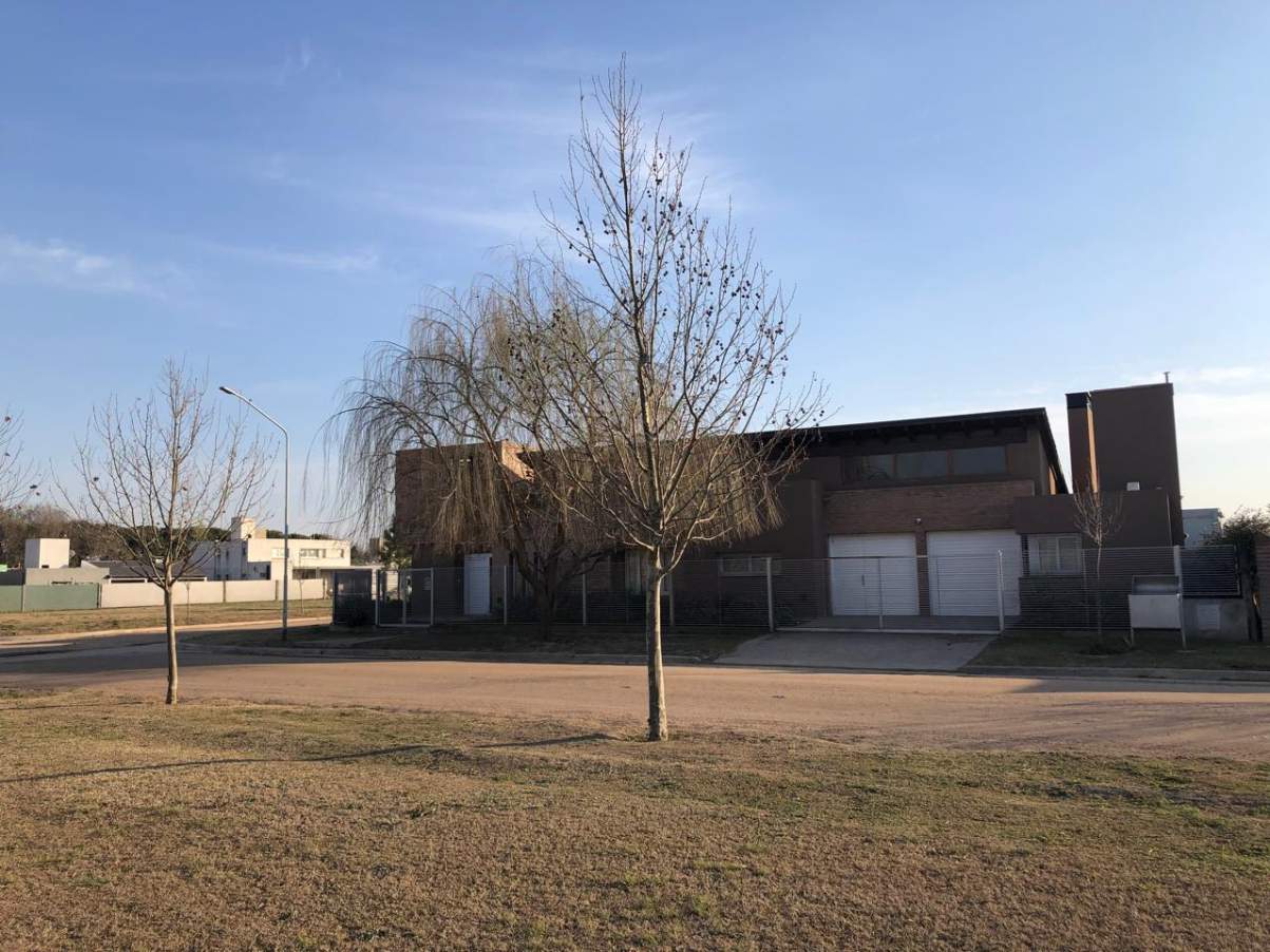 DUEÑO VENDE LOTE EN RÍO CUARTO BARRIO SIEMPRE VERDE OPORTUNIDAD DE INVERSIÓN CON FINANCIACIÓN