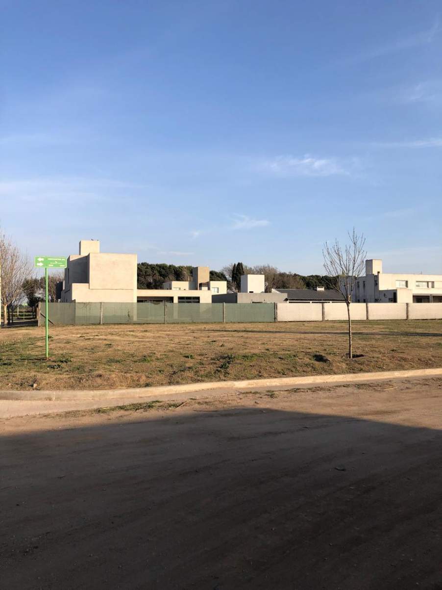 DUEÑO VENDE LOTE EN RIO CUARTO SIEMPRE VERDE CON ESCRITURA Y FINANCIACION AMPLIA OPORTUNIDAD