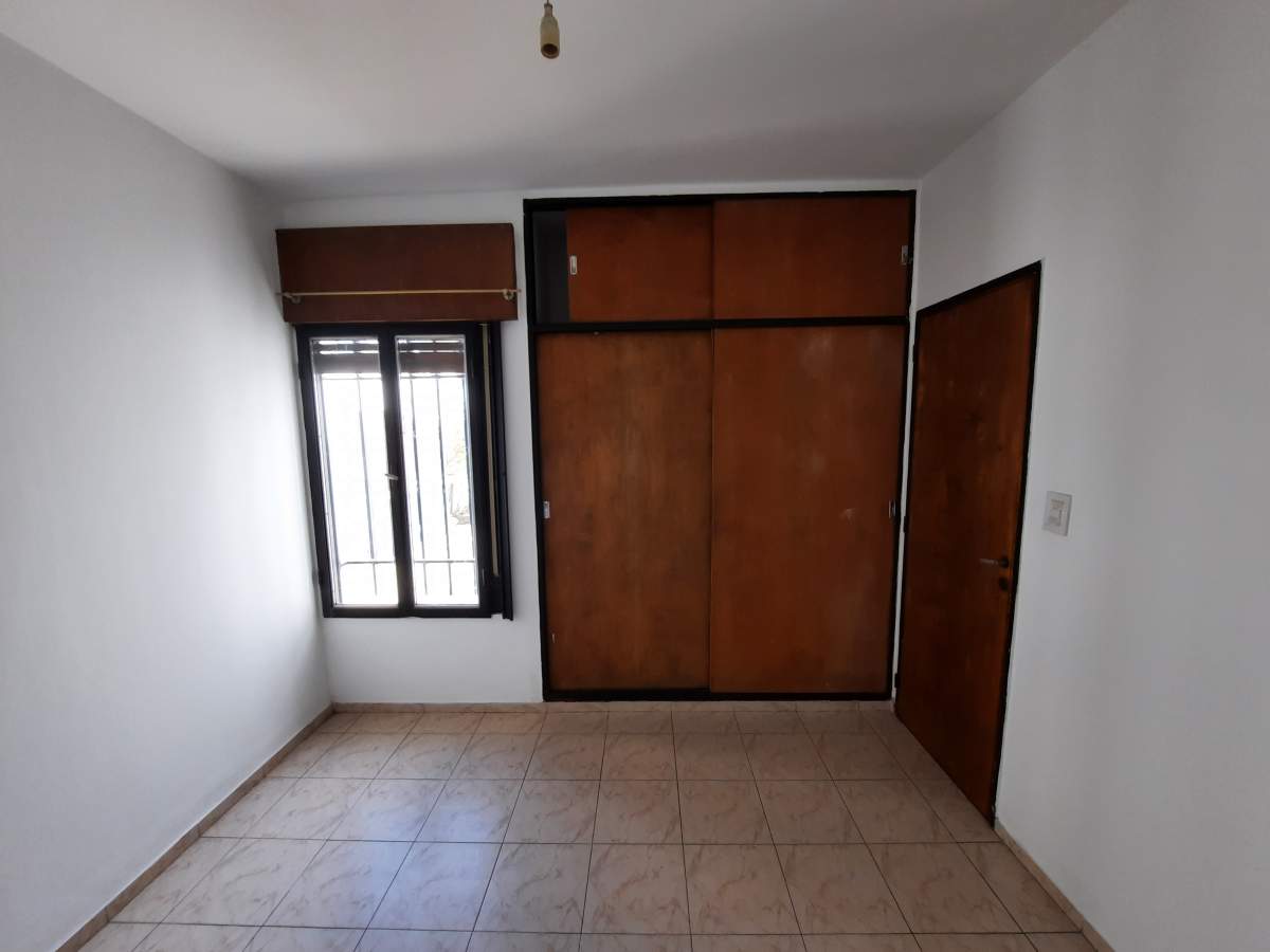 OPORTUNIDAD - VENDO CASA CON DEPARTAMENTO - B SAN FRANCISCO