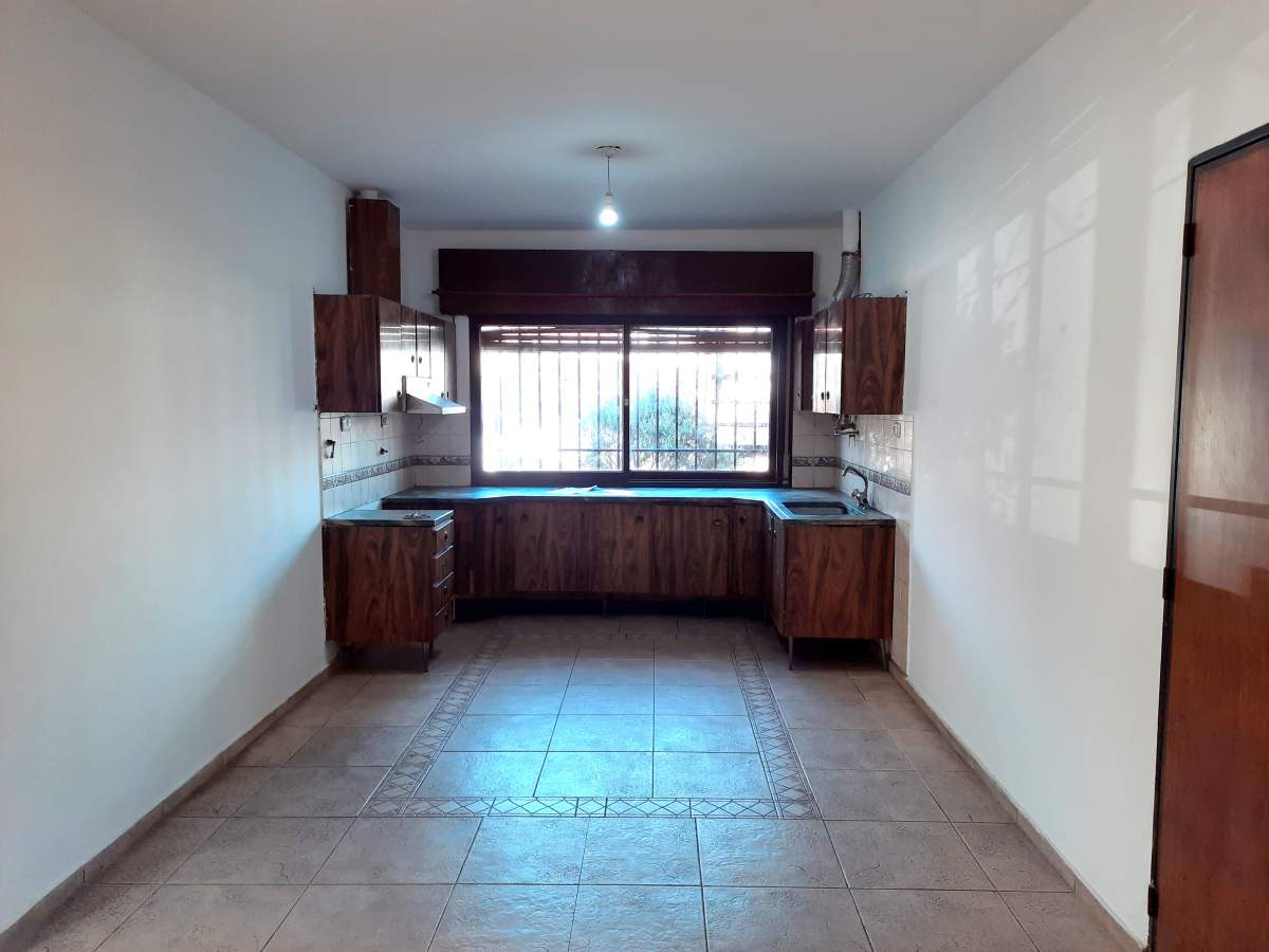 OPORTUNIDAD - VENDO CASA CON DEPARTAMENTO - B SAN FRANCISCO