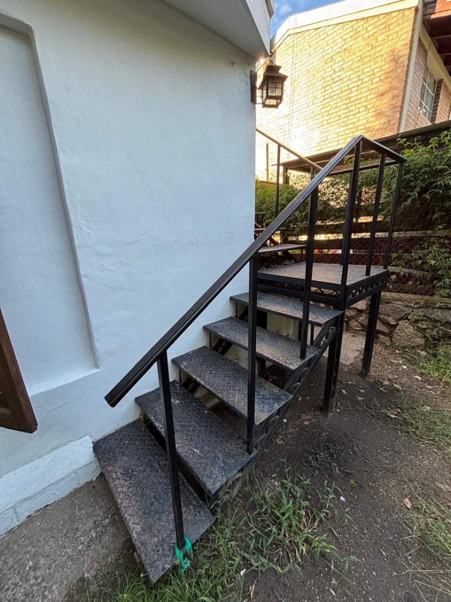 ALQUILER CASA 3 DORMITORIOS BARRIO CANTEGRIL RIO CEBALLOS CORDOBA