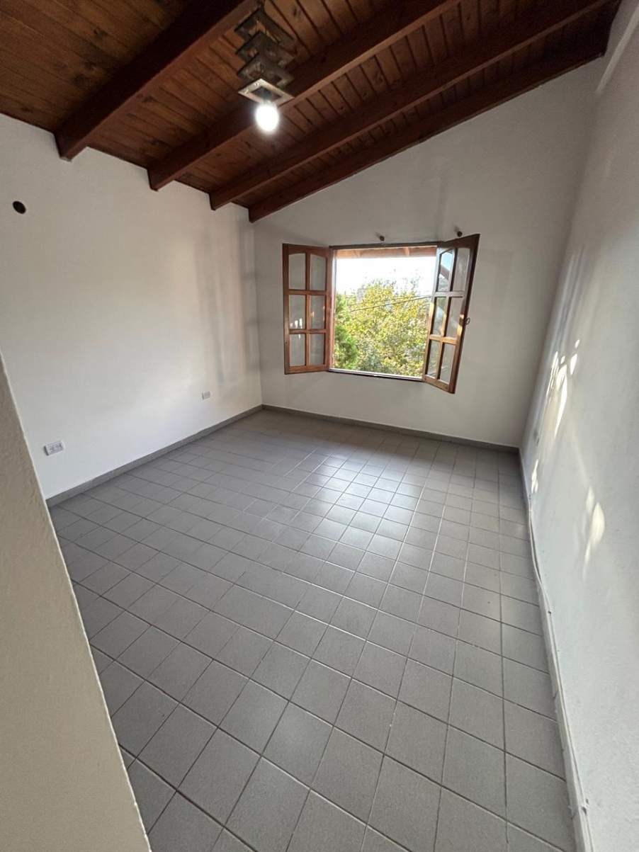 ALQUILER CASA 3 DORMITORIOS BARRIO CANTEGRIL RIO CEBALLOS CORDOBA