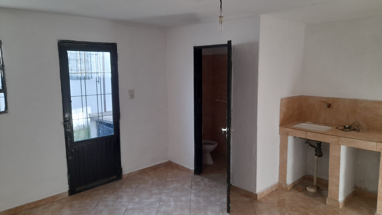 Local comercial en Alquiler en Colectora Ruta 5, Anisacate: