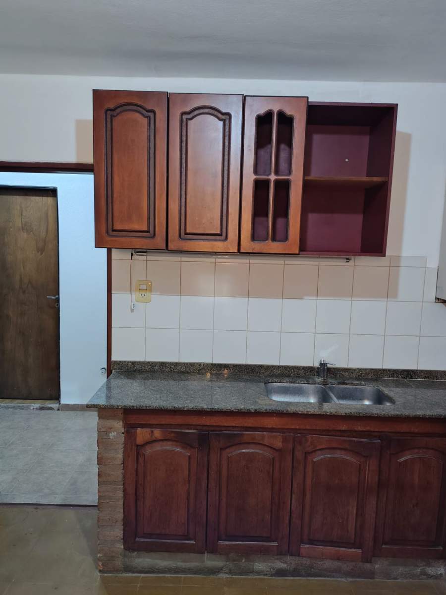 VENDO PROPIEDAD APTA CRÉDITO DE 3 HABITACIONES Y GRAN PATIO