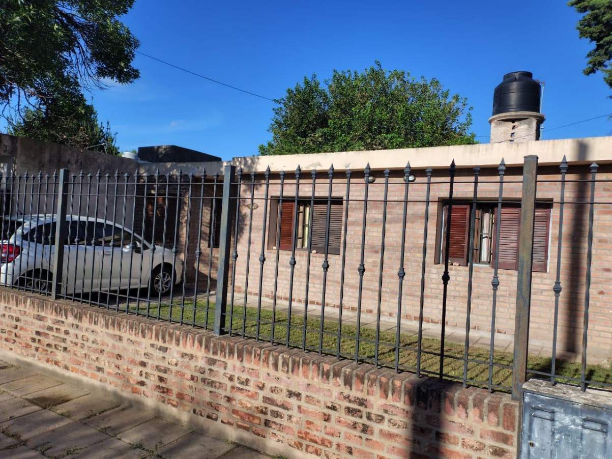 VENDO PROPIEDAD APTA CRÉDITO DE 3 HABITACIONES Y GRAN PATIO