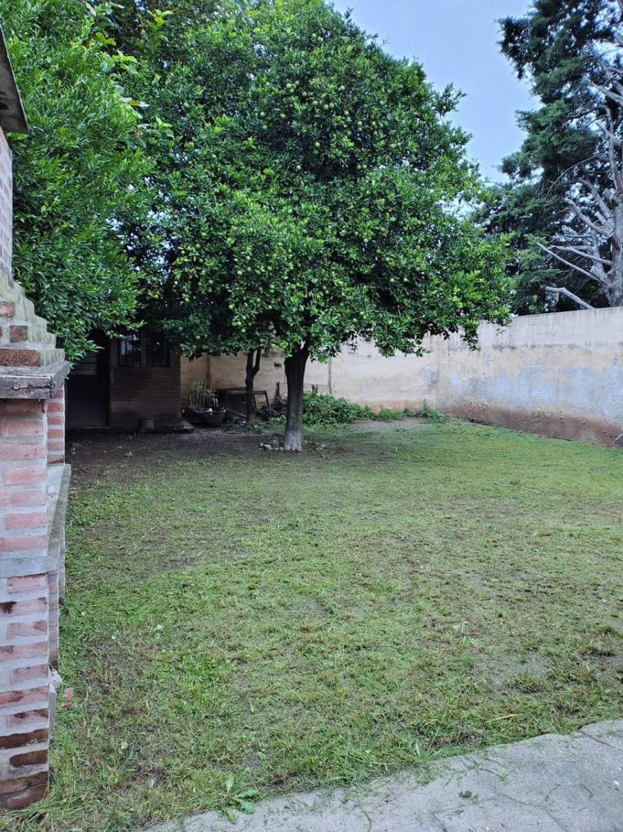 VENDO PROPIEDAD APTA CRÉDITO DE 3 HABITACIONES Y GRAN PATIO