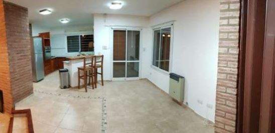 VENDO HERMOSA CASA EN AGUA DE ORO APTO BANCOR Y CREDITO BANCO PRIVADO