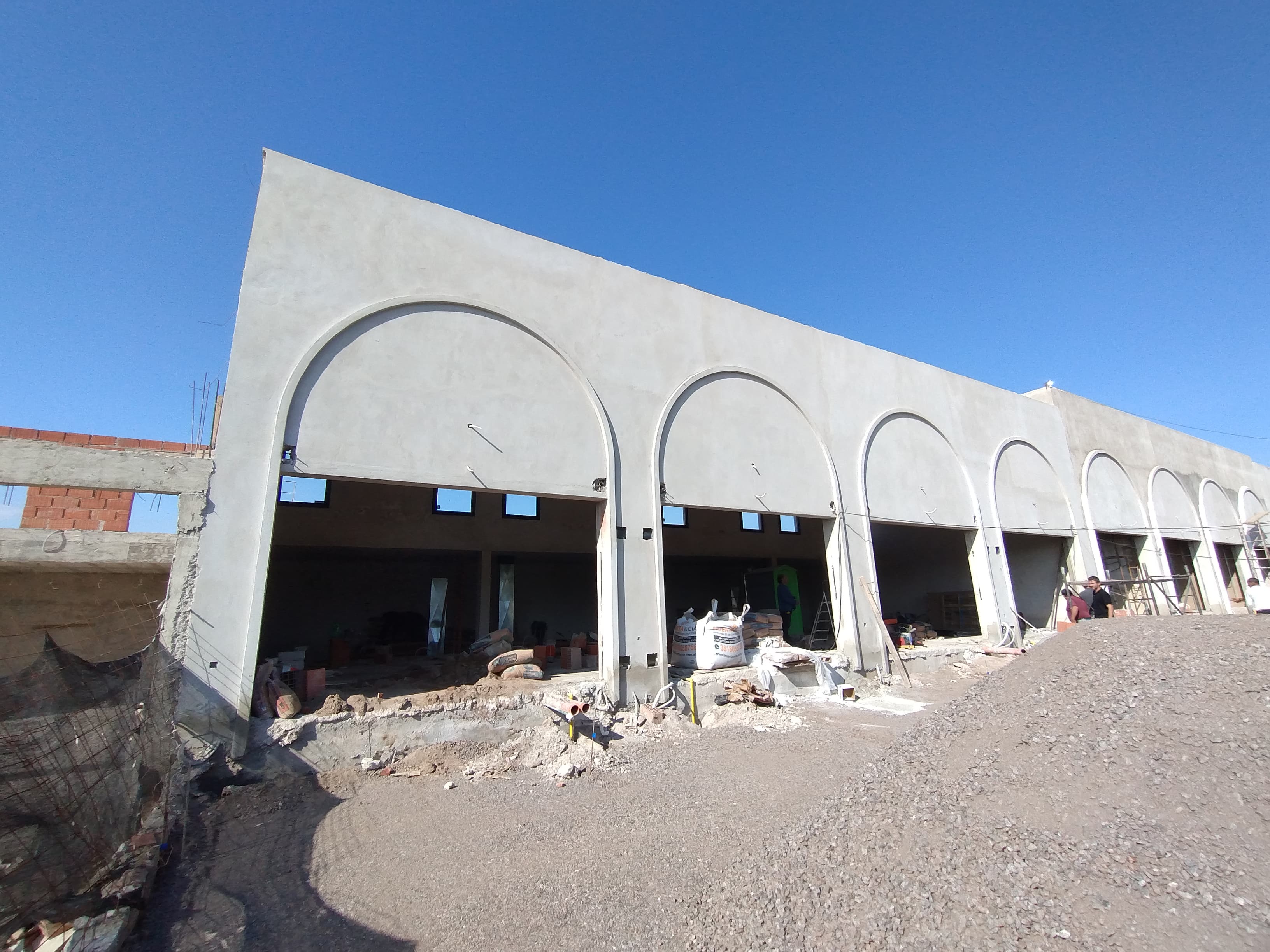 San Antonio 4400 aprox  Manantiales 1