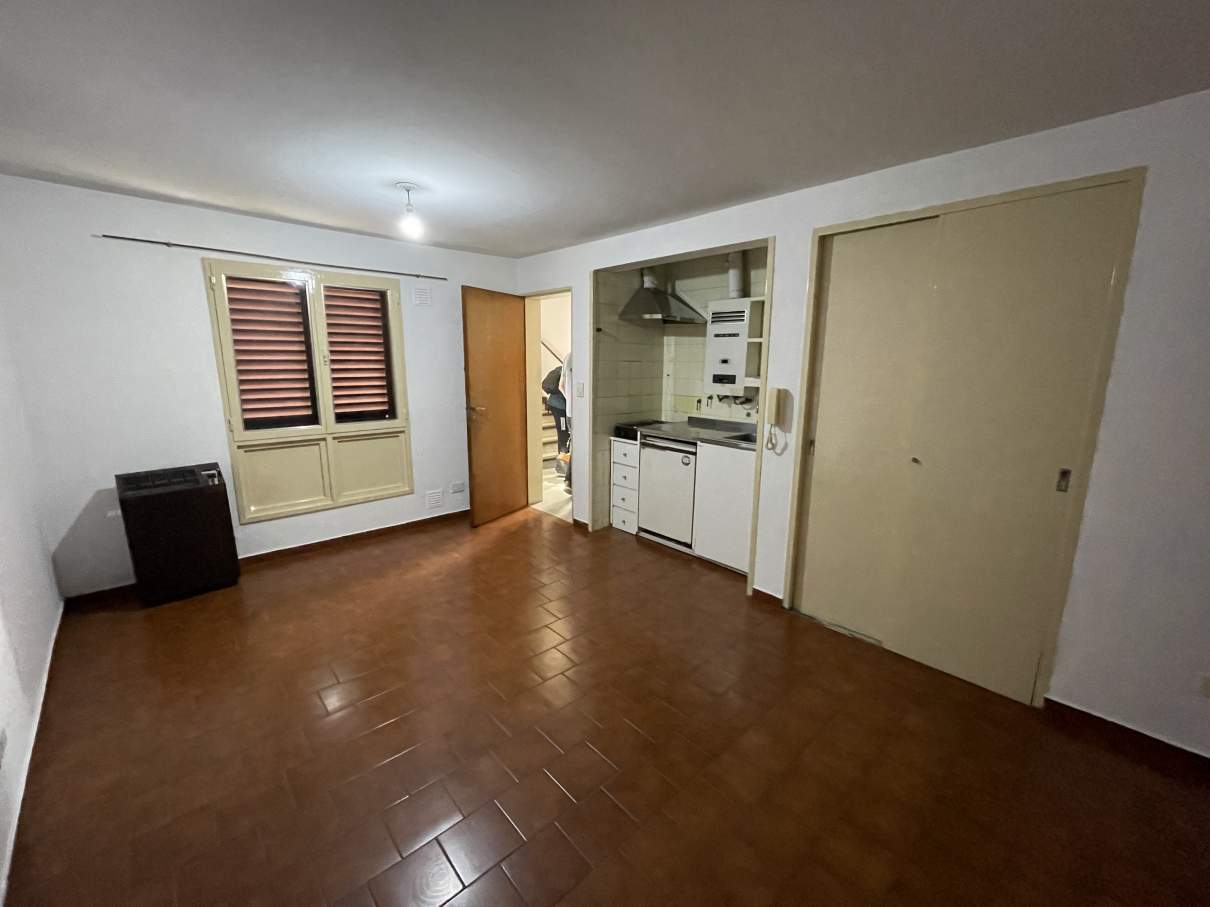 Departamento en alquiler de 1 dormitorio s Pje. Courel