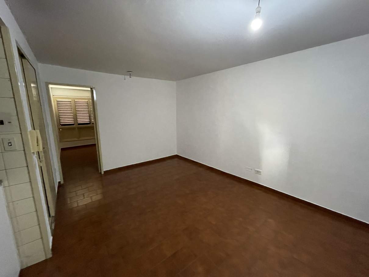 Departamento en alquiler de 1 dormitorio s Pje. Courel