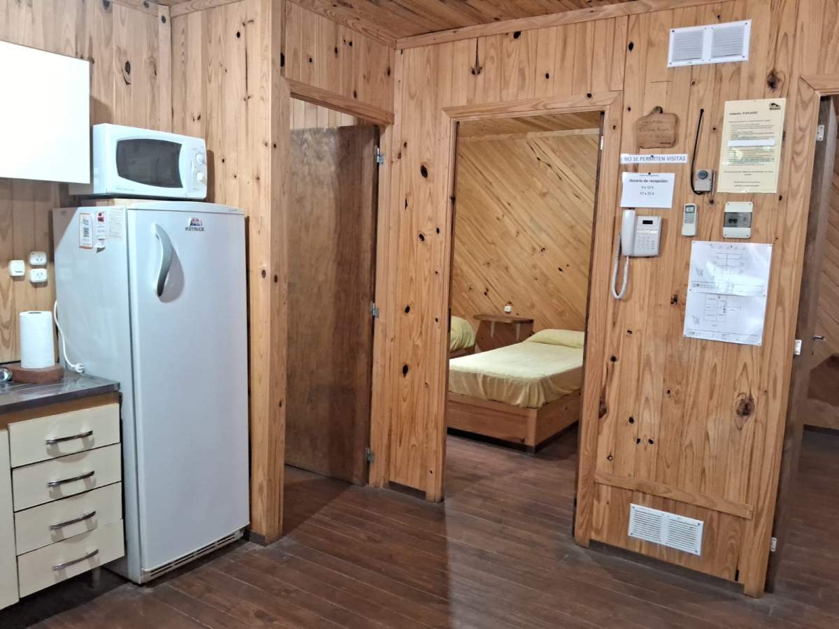 CABAÑA DE 2 DORM. CPILETA-ALQ.PERMANENTE-STA.MÓNICA