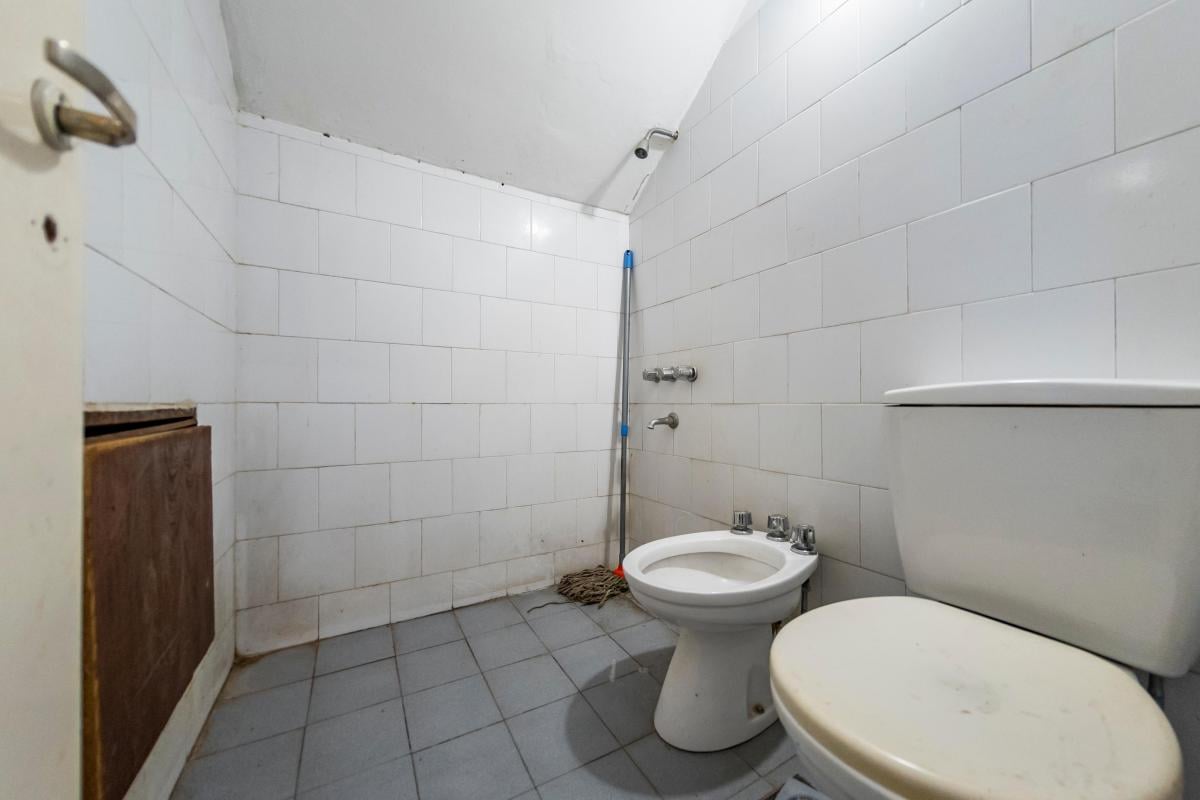 Venta. Casa 3 Dorm. 4 Baños. Garage 2 Vehículos. Jardín y Pileta. Urca. Córdoba