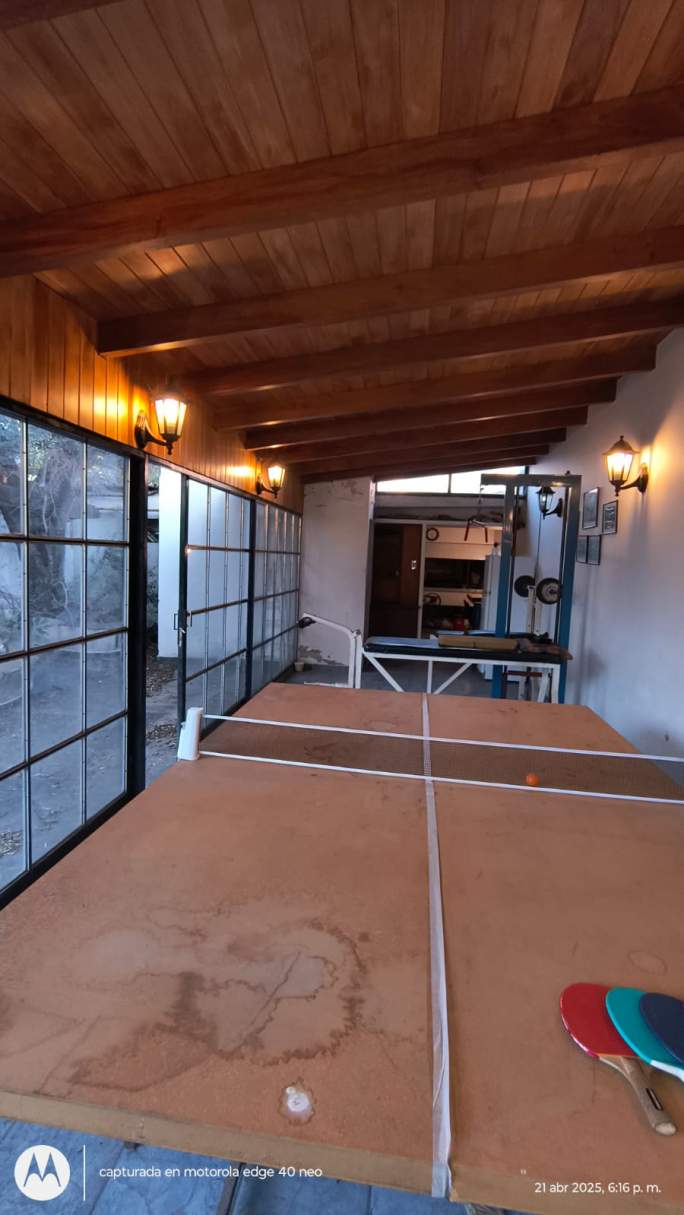 Talleres Oeste: Panaholma al 1400  Casa  Departamento  quincho  galpon 338 m2 cub terreno 480