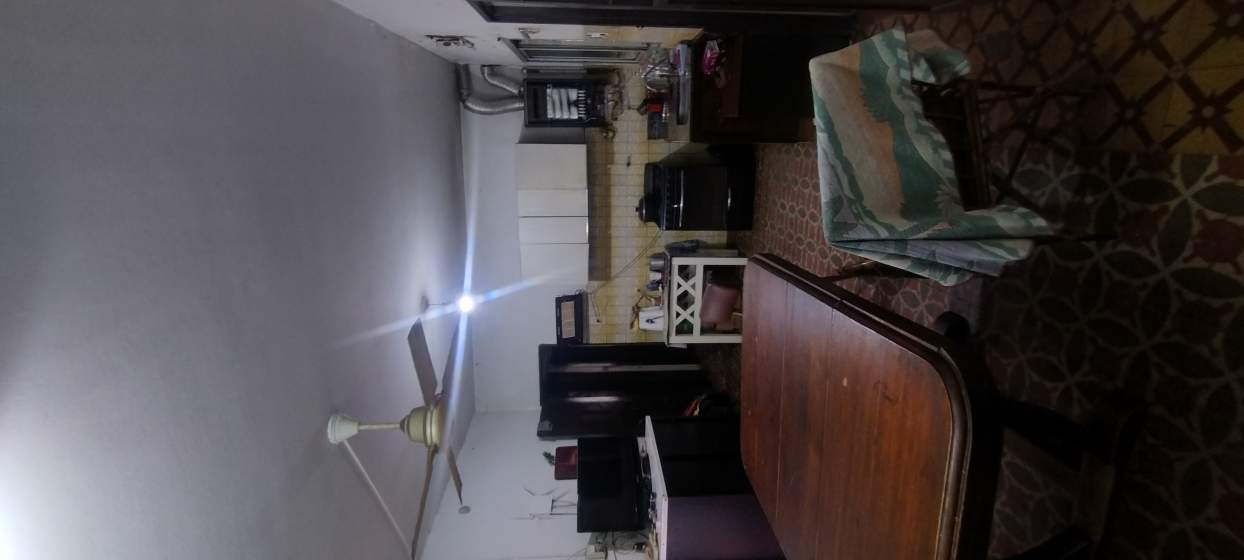 VENTA CASA 3 DORMITORIOS CON POSIBILIDAD DE HACER UN DEPTO