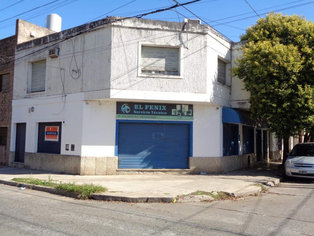 Barrio San Martín - Local Comercial Externo, Amplio y Luminoso con Vidriera a la Calle, Depósito y Baño Privado