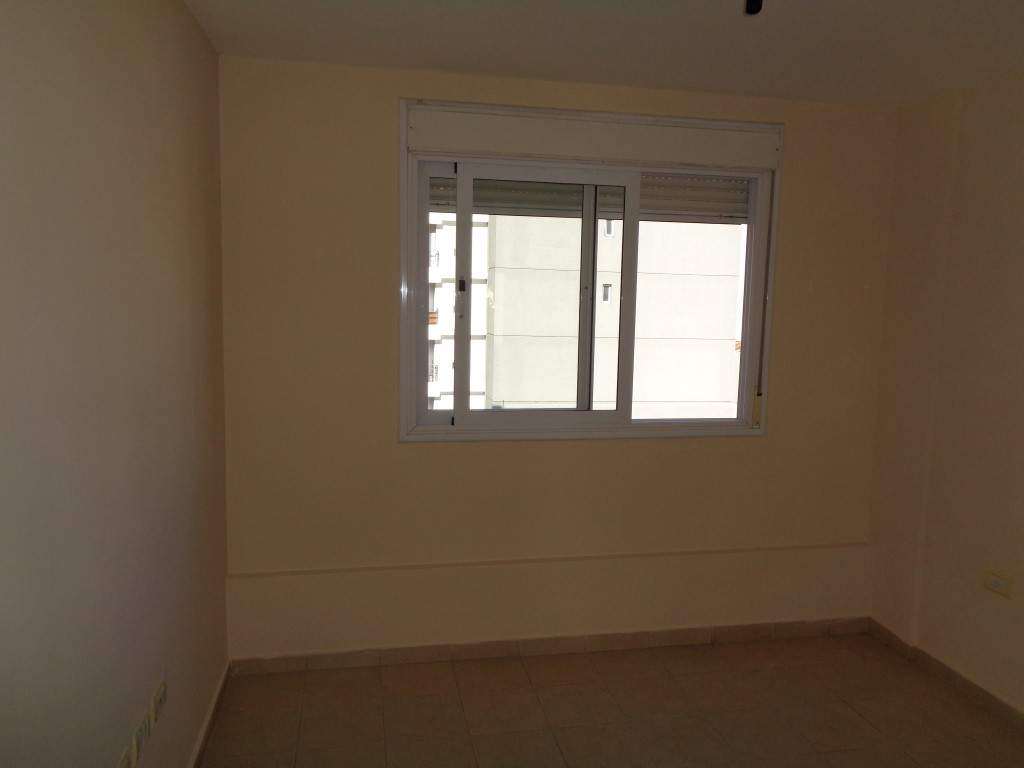 Barrio Cofico - Excelente Oportunidad!!! - Depto. de Categoría de 2 Dormitorios, Amplio con Balcón y Terraza cAsador y Solárium. Apto Crédito