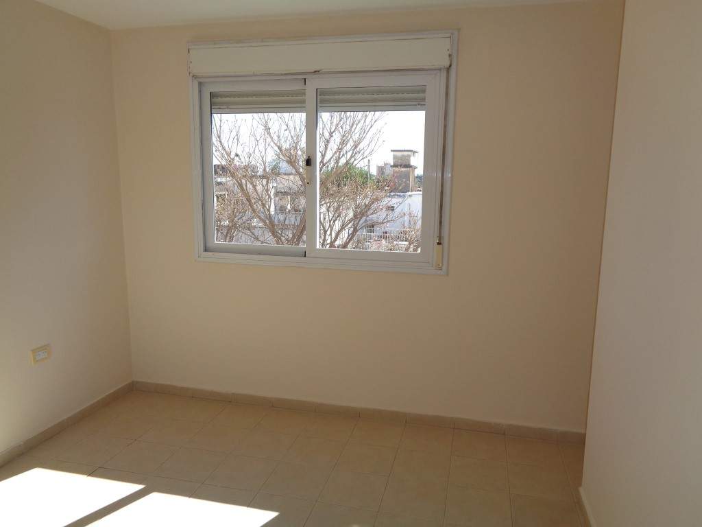 Barrio Cofico - Excelente Oportunidad!!! - Depto. de Categoría de 2 Dormitorios, Amplio con Balcón y Terraza cAsador y Solárium. Apto Crédito