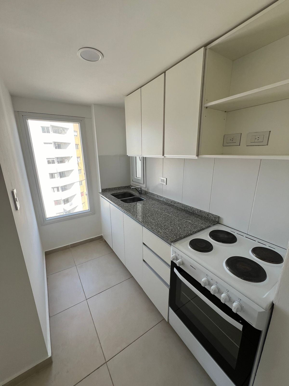 ALQUILO DEPARTAMENTO 1 DORMITORIO BARRIO GUEMES -SOBRE CAÑADA-.