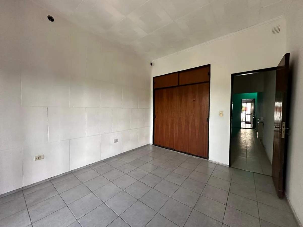 Venta Casa 2 Dormitorios B Pueyrredon APTA CRÉDITO - Oportunidad