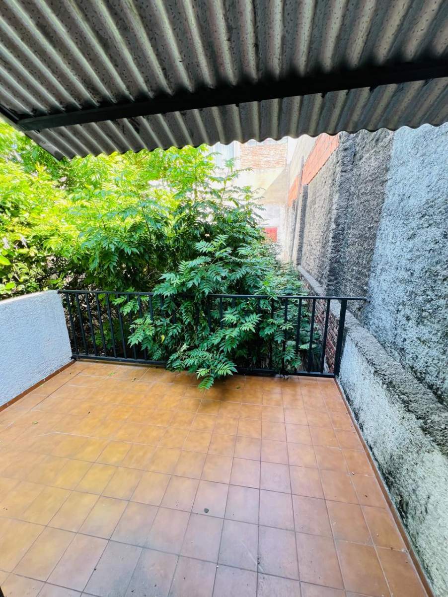 Venta Casa 2 Dormitorios B Pueyrredon APTA CRÉDITO - Oportunidad