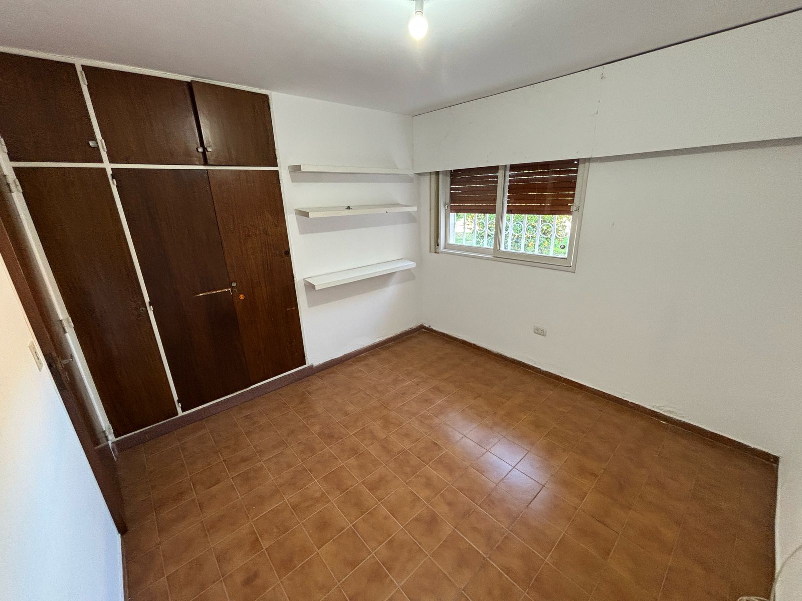 Casa de 3 dormitorios en alquiler en URCA - Terreno doble